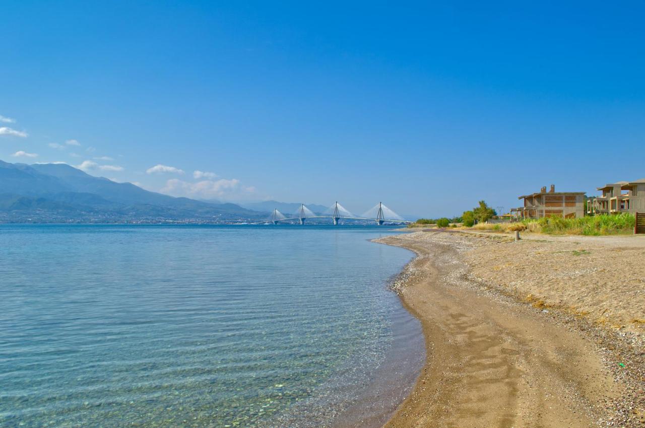 Epipleon Luxury -105- 35τμ με βεράντα 35τμ μπροστά στη θάλασσα *