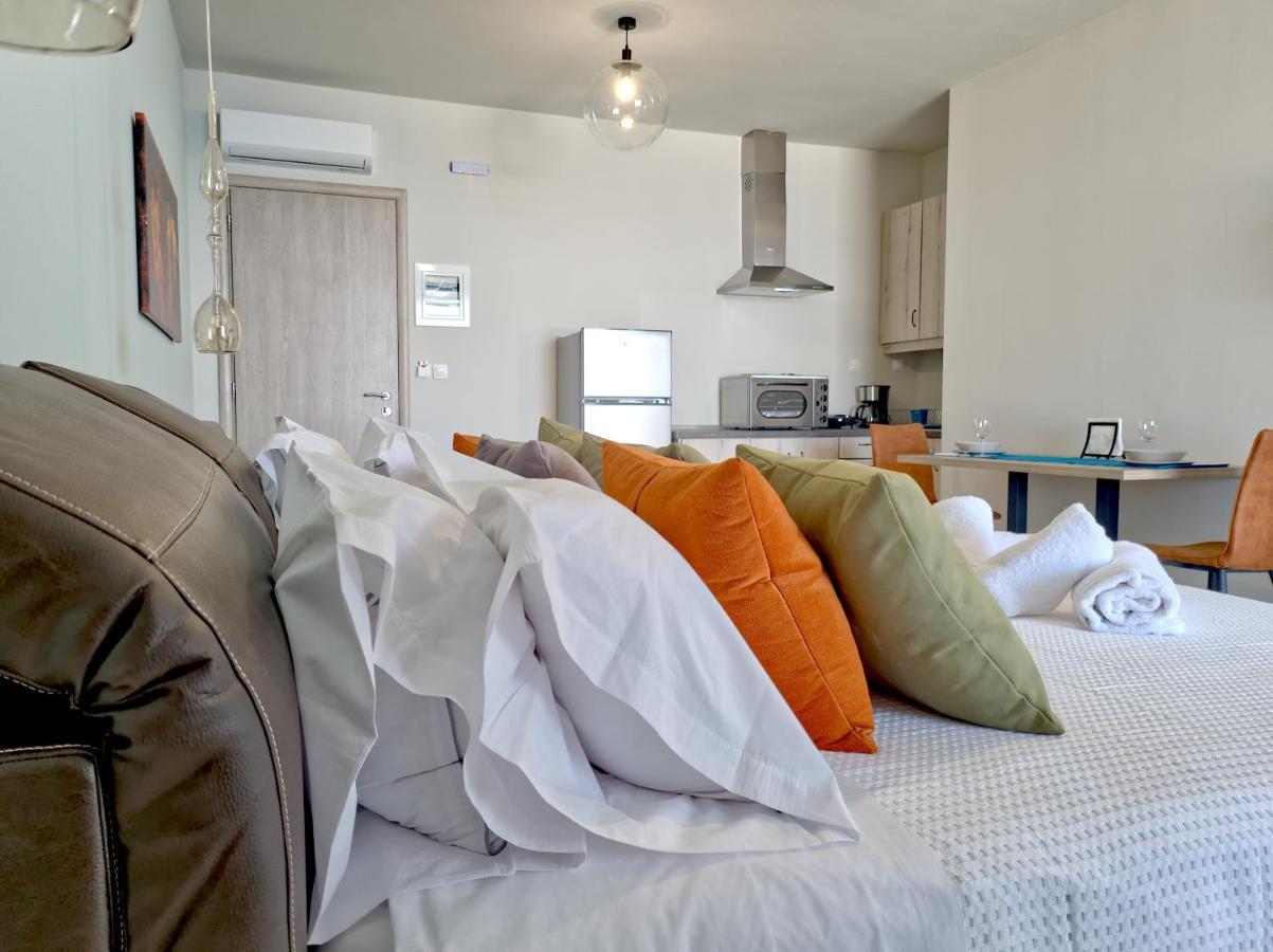 Epipleon Luxury -105- 35τμ με βεράντα 35τμ μπροστά στη θάλασσα Apartment *
